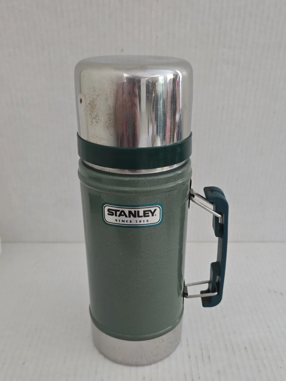 Vintage Stanley Thermos / 24 Ounces
